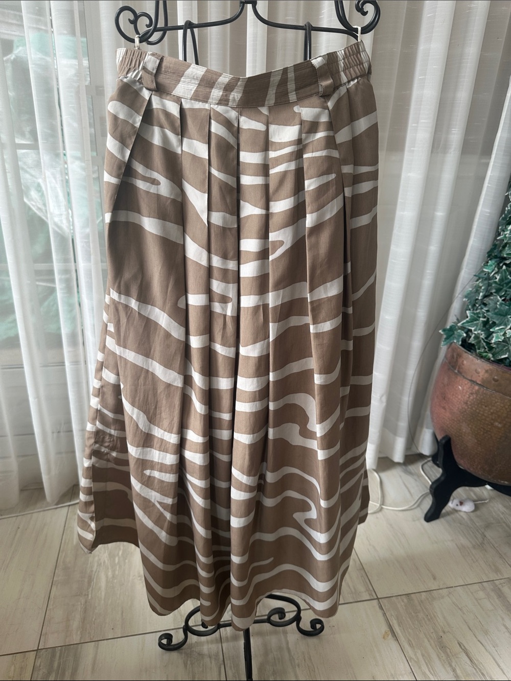Neutral Brown & Cream Printed Maxi Skirt